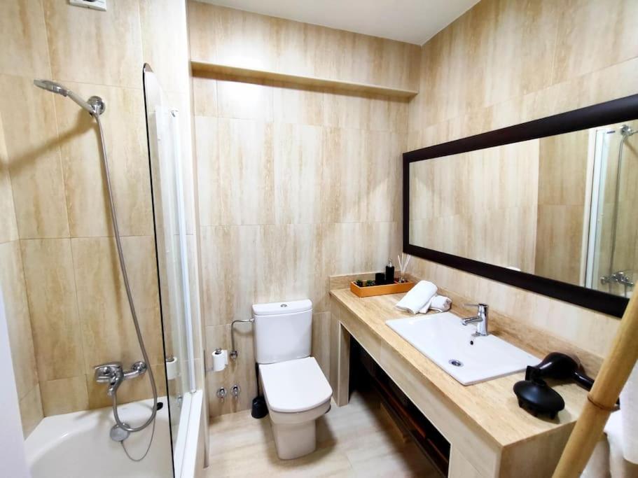 Tranquilo Apartamento Con Parking Gratis Vigilado 24H Vigo Bagian luar foto