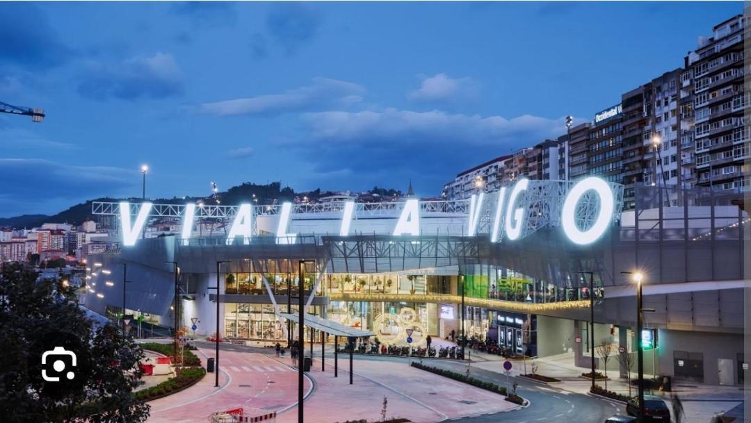 Tranquilo Apartamento Con Parking Gratis Vigilado 24H Vigo Bagian luar foto